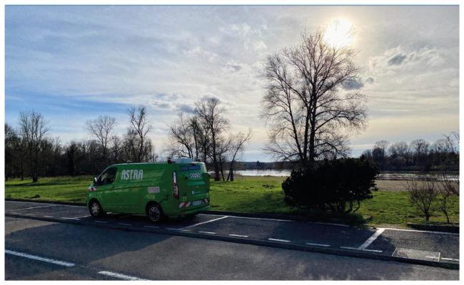 Vehicule multifonction ASTRA en mesures sur route du Nievre